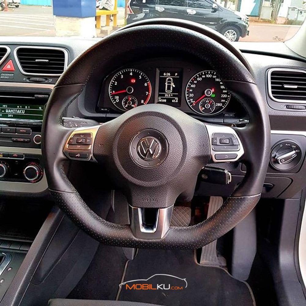 Mobil Volkswagen Scirocco 2013