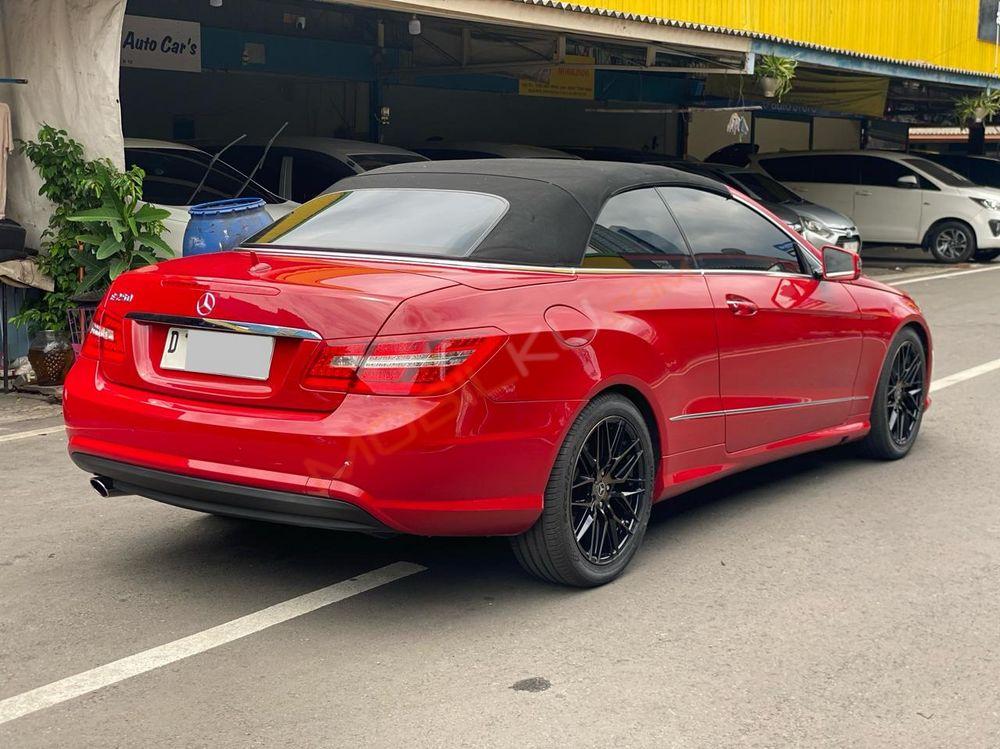 Mobil Mercedes-Benz E-Class 2013