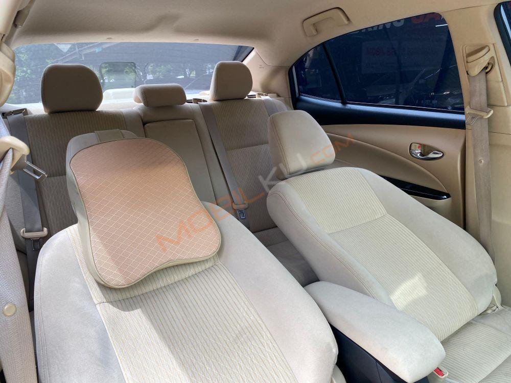 Mobil Toyota Vios 2013