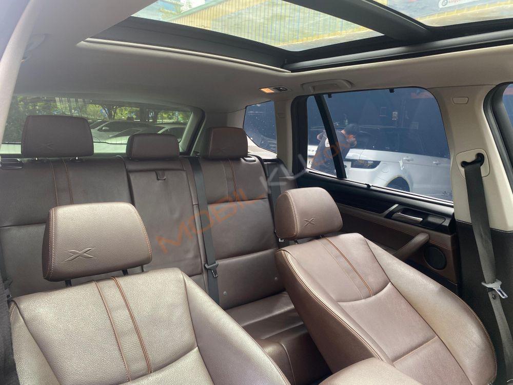 Mobil BMW X3 2016