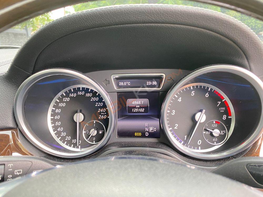 Mobil Mercedes-Benz GL 2016