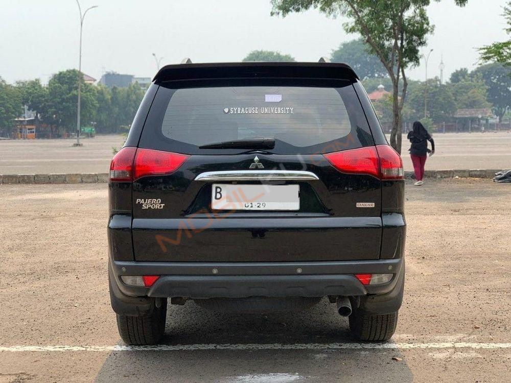 Mobil Mitsubishi Pajero Sport 2013