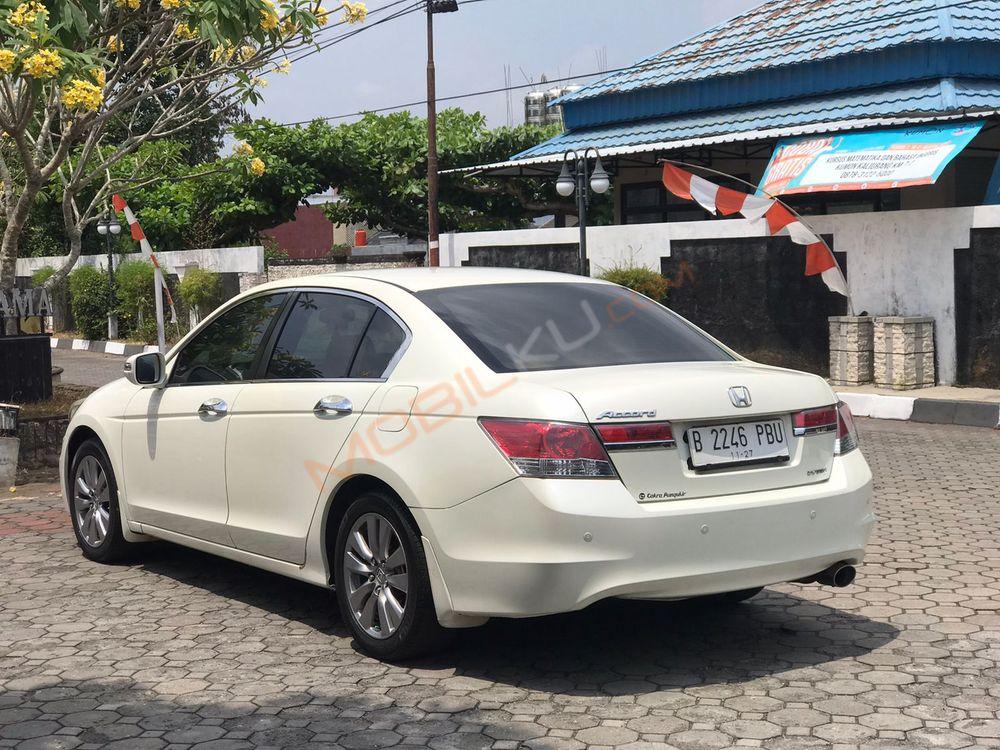 https://mobilku.s3.ap-southeast-3.amazonaws.com/ads/1000/5eec7e7c-506d-472e-b597-ef9a9b8947ee.jpeg