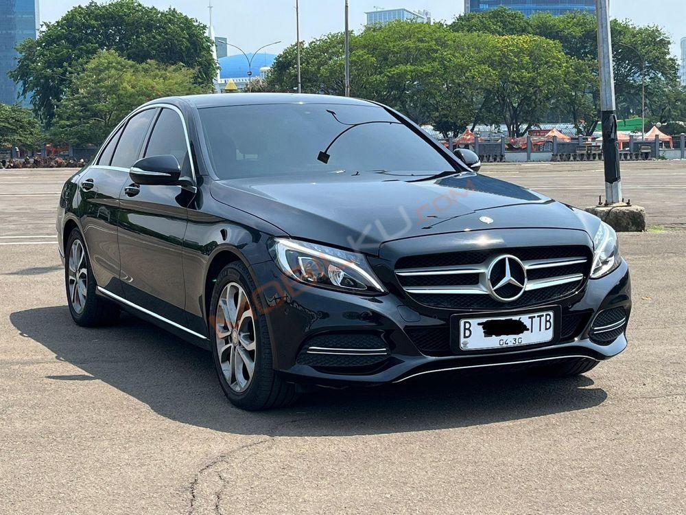 Mobil Mercedes-Benz C-Class 2014