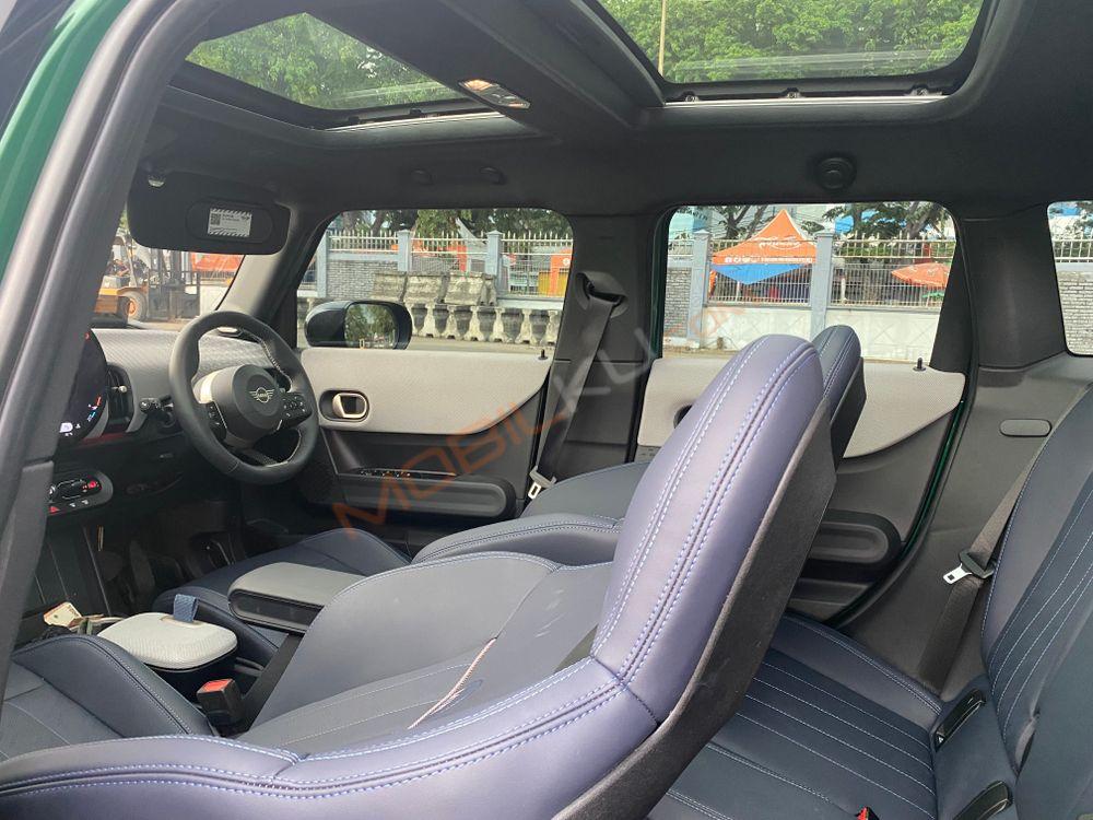 Mobil MINI 5-Door 2024