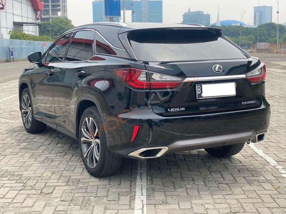 https://mobilku.s3.ap-southeast-3.amazonaws.com/ads/1000/610b2849-a227-49f8-8c5a-7527623ae610.jpeg