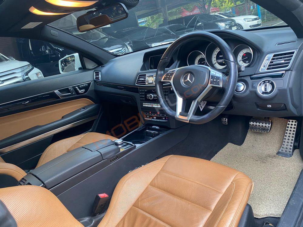 Mobil Mercedes-Benz E-Class 2013