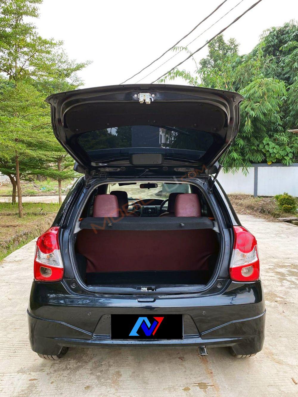 Mobil Toyota Etios 2016