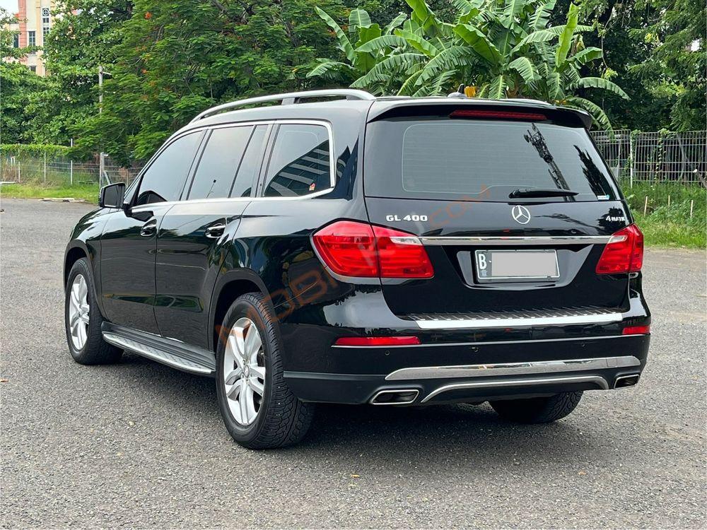 Mobil Mercedes-Benz GL 2016