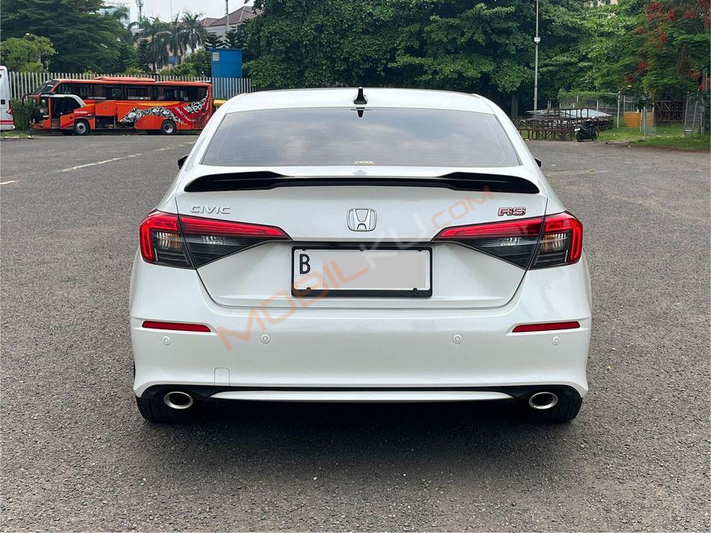 Mobil Honda Civic Sedan 2023