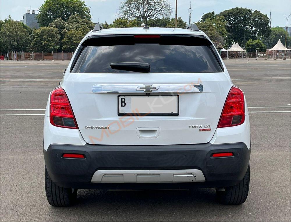Mobil Chevrolet Trax 2016