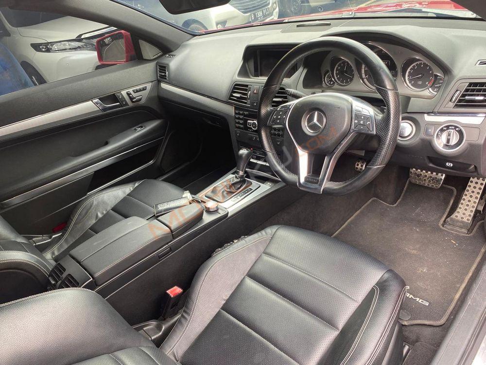 Mobil Mercedes-Benz E-Class 2013