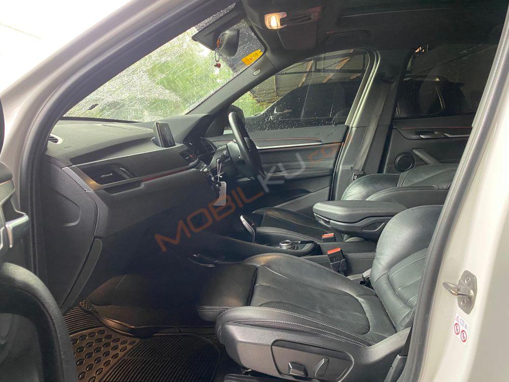 Mobil BMW X1 2019