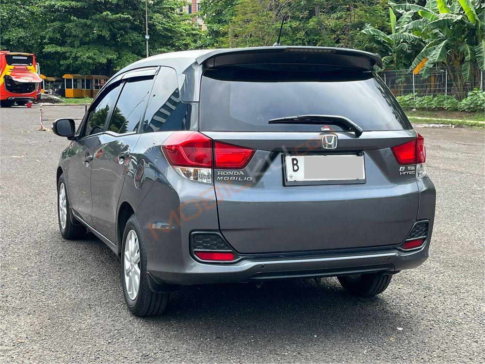 Mobil Honda Mobilio 2014