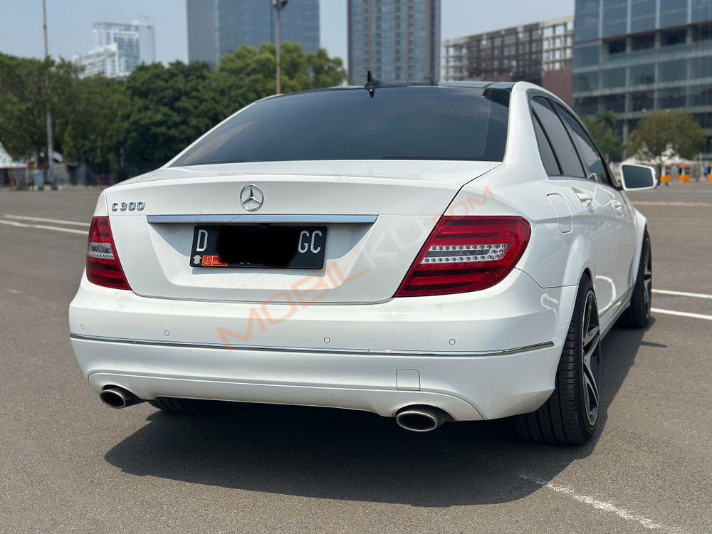 https://mobilku.s3.ap-southeast-3.amazonaws.com/ads/1000/69d1fe6f-be96-4d25-8b65-3a6dd2ee5452.jpeg