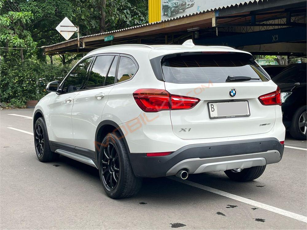 Mobil BMW X1 2019