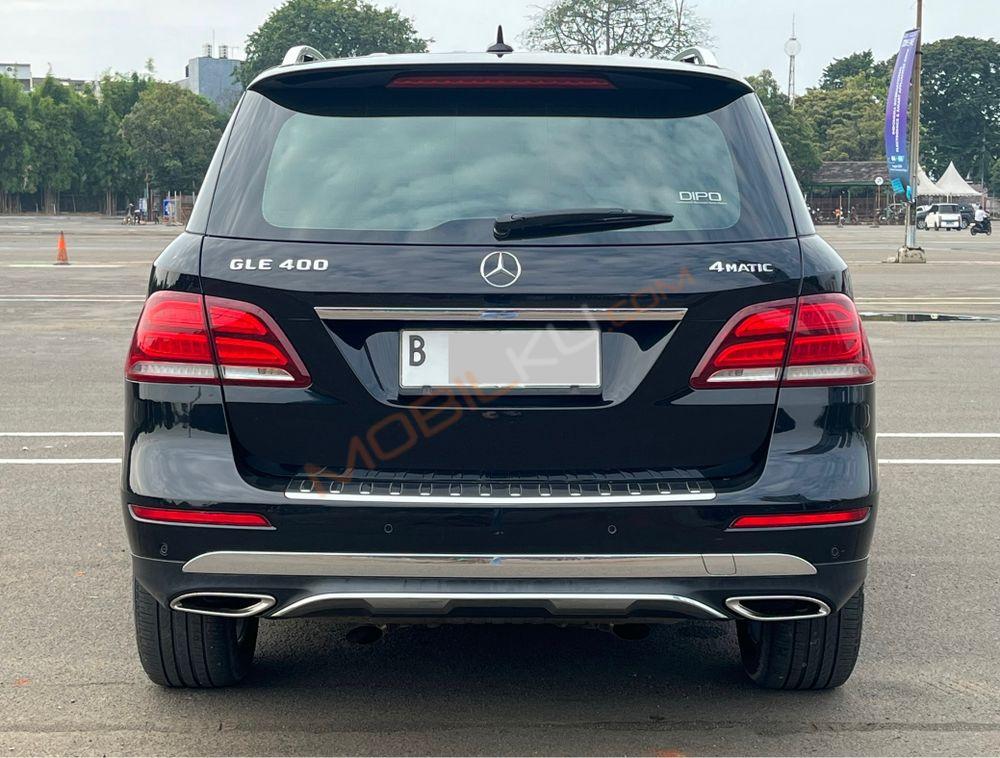 Mobil Mercedes-Benz GLE 2016