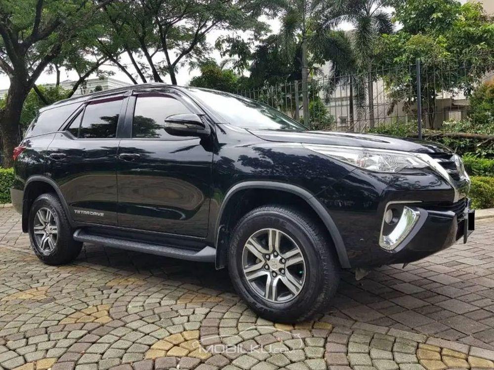 https://mobilku.s3.ap-southeast-3.amazonaws.com/ads/1000/6ad6d24b-2991-4ae2-bde6-70bacb76c65a.jpeg