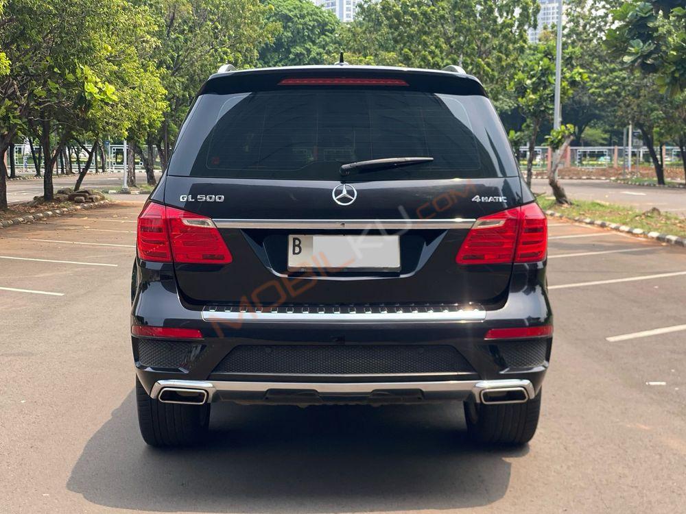 Mobil Mercedes-Benz GL 2014