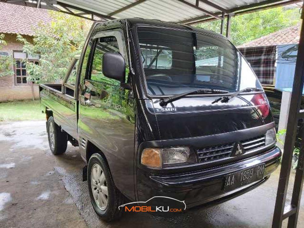 https://mobilku.s3.ap-southeast-3.amazonaws.com/ads/1000/6ccce8d8-b61b-4390-85fb-5f2ea4a889cc.jpg