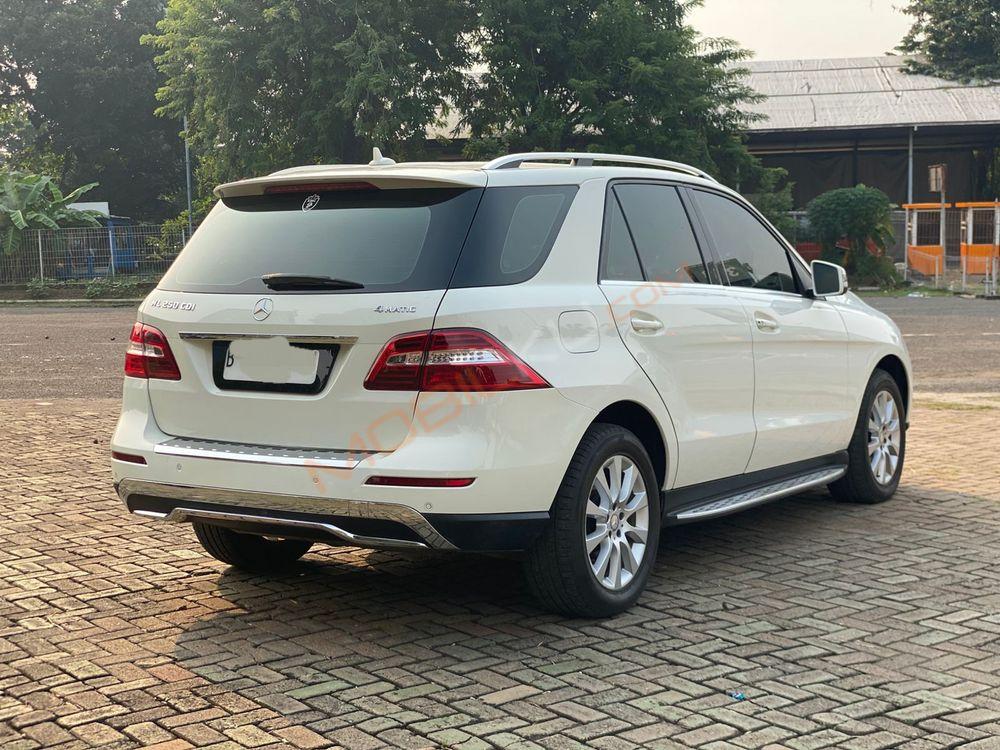 Mobil Mercedes-Benz ML 2013