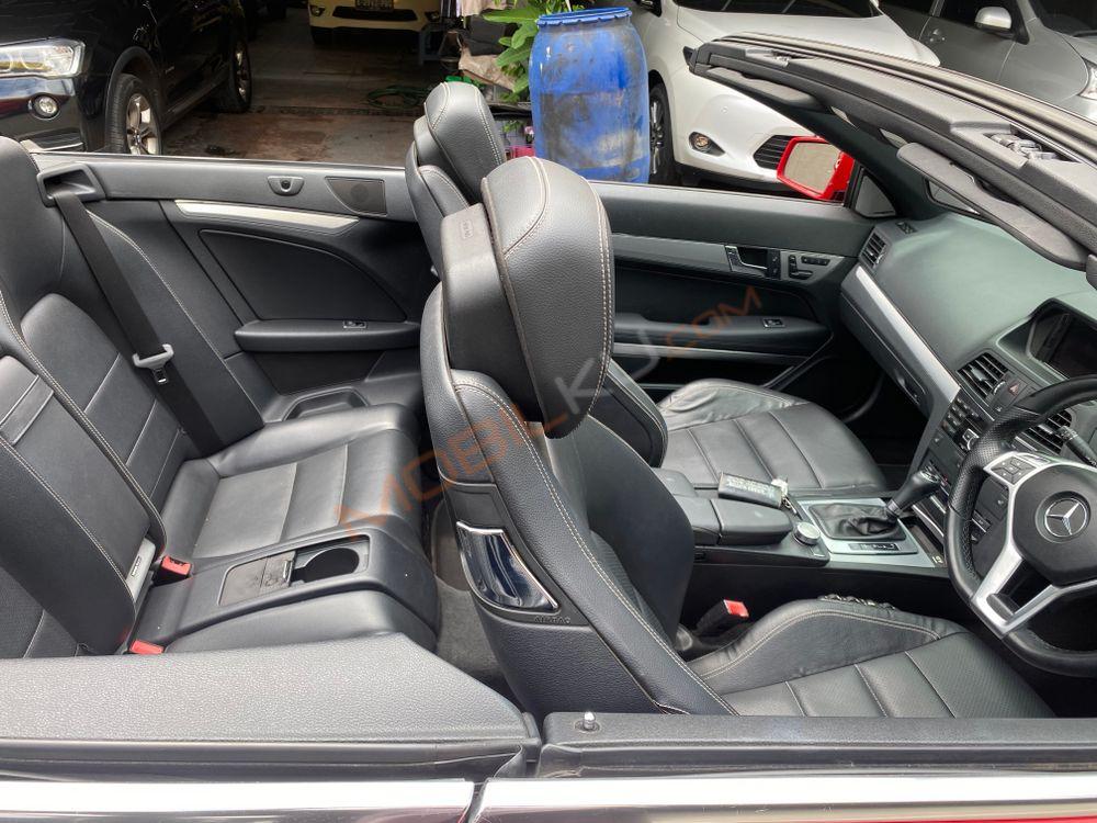 Mobil Mercedes-Benz E-Class 2013
