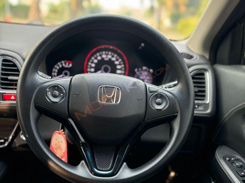 Mobil Honda HR-V 2016