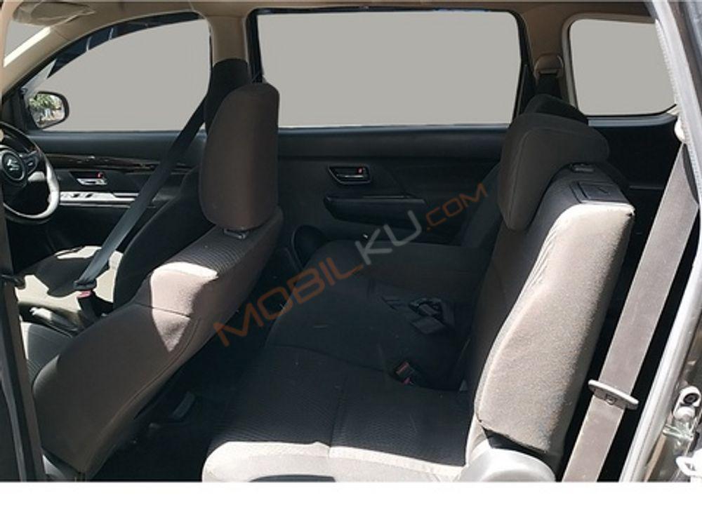 https://mobilku.s3.ap-southeast-3.amazonaws.com/ads/1000/70cbdfa2-7069-40b4-8e60-a9de9164ac6b.jpeg