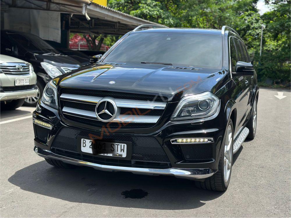 Mobil Mercedes-Benz GL 2013