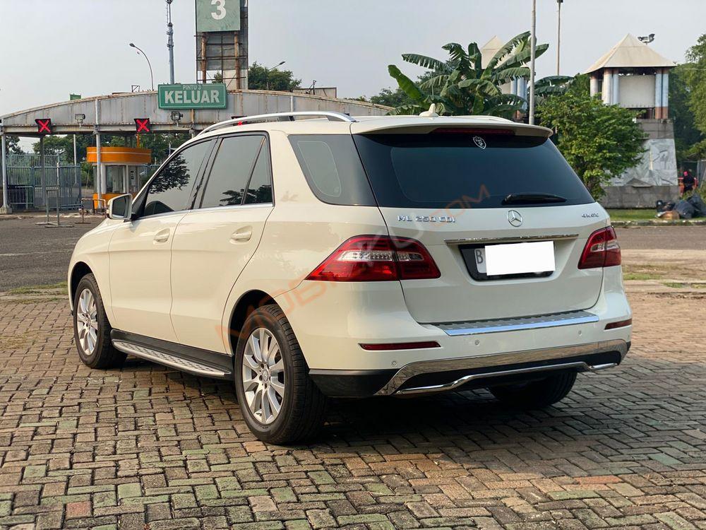 Mobil Mercedes-Benz ML 2013