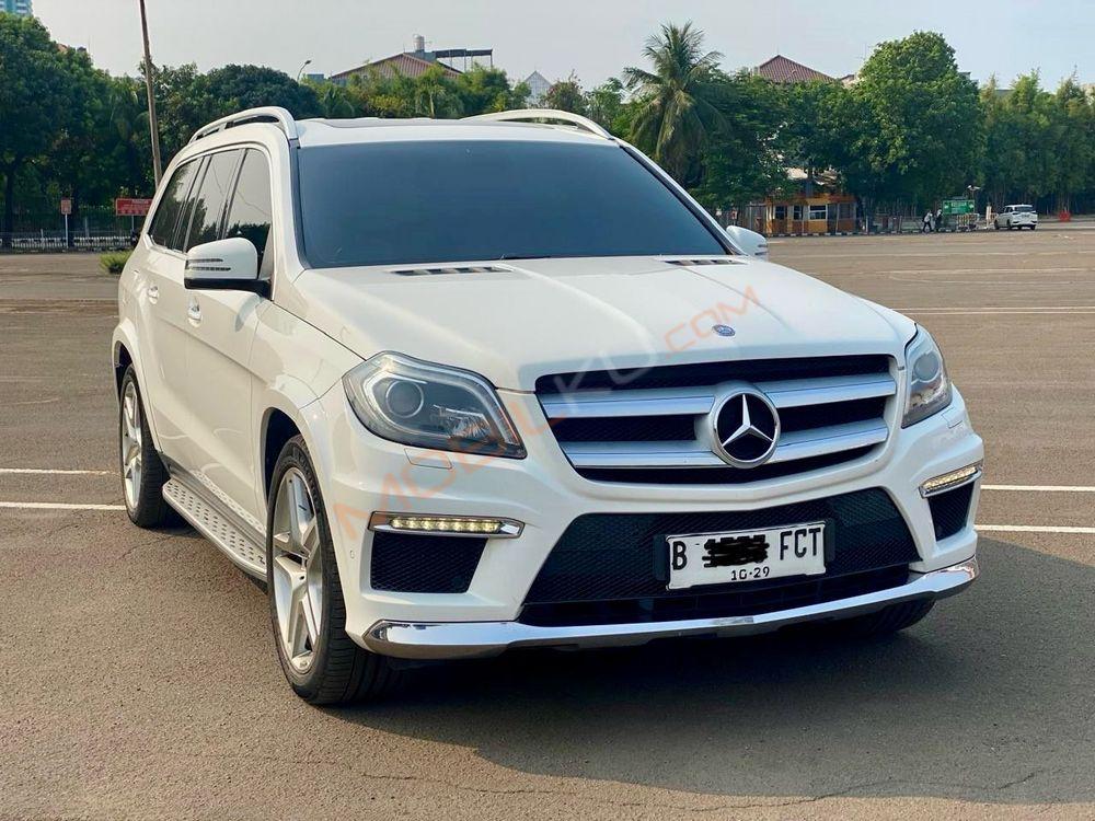 Mobil Mercedes-Benz GL 2014
