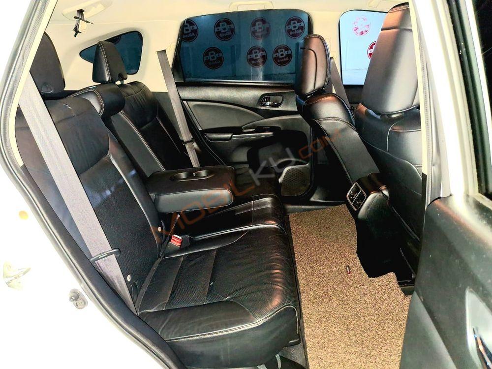 Mobil Honda CR-V 2015