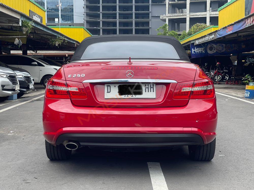 Mobil Mercedes-Benz E-Class 2013