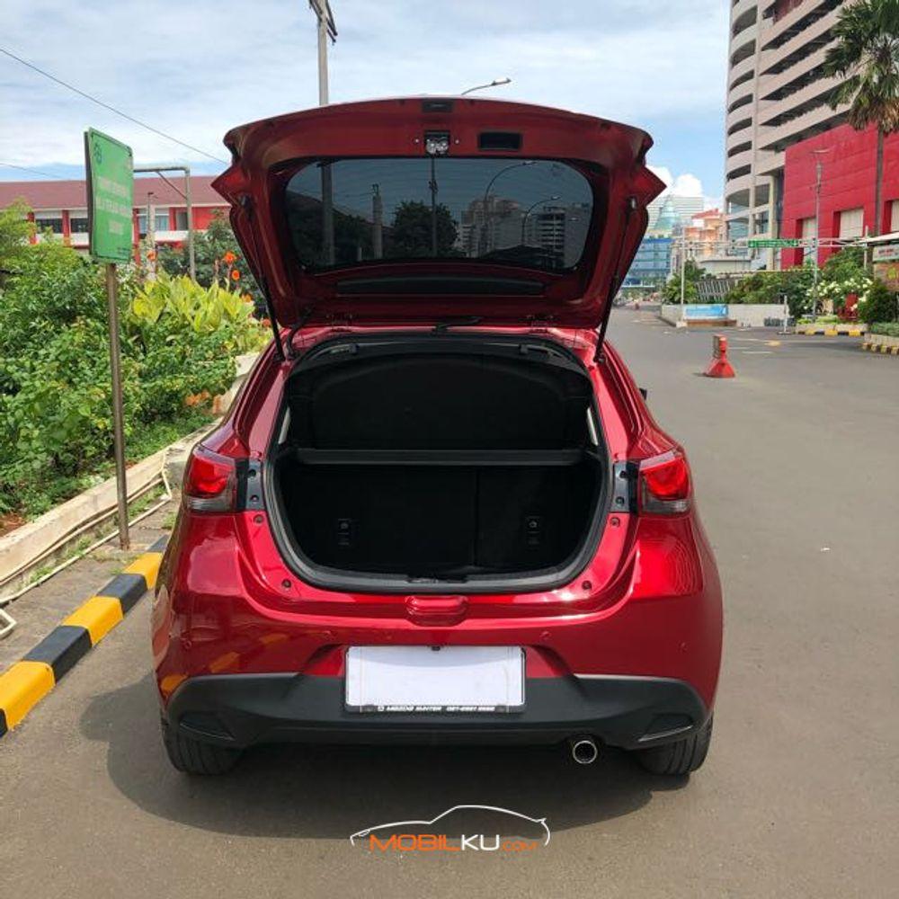 https://mobilku.s3.ap-southeast-3.amazonaws.com/ads/1000/797f548b-7b68-41c4-93a5-83557db14a4c.jpg