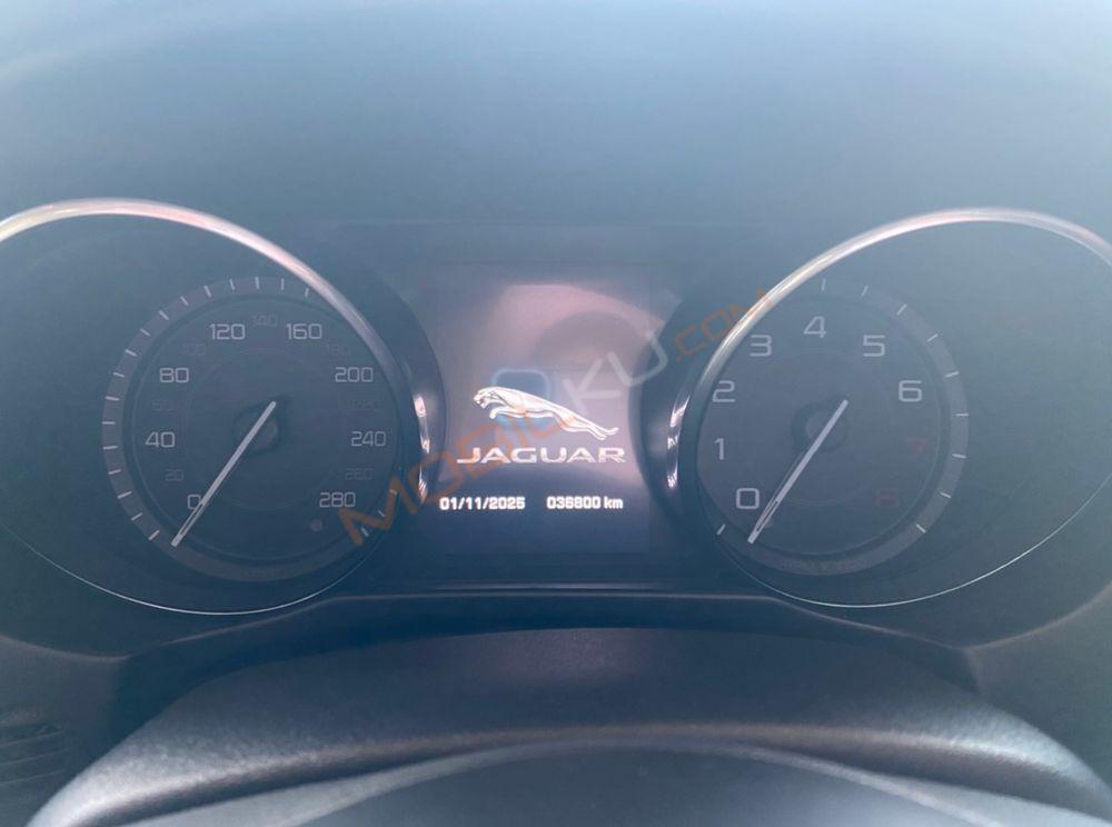 Mobil Jaguar XF 2016