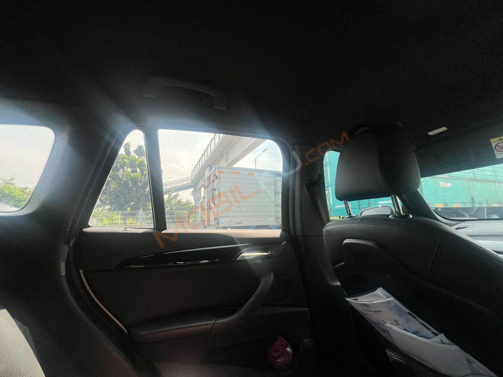 Mobil BMW X1 2018