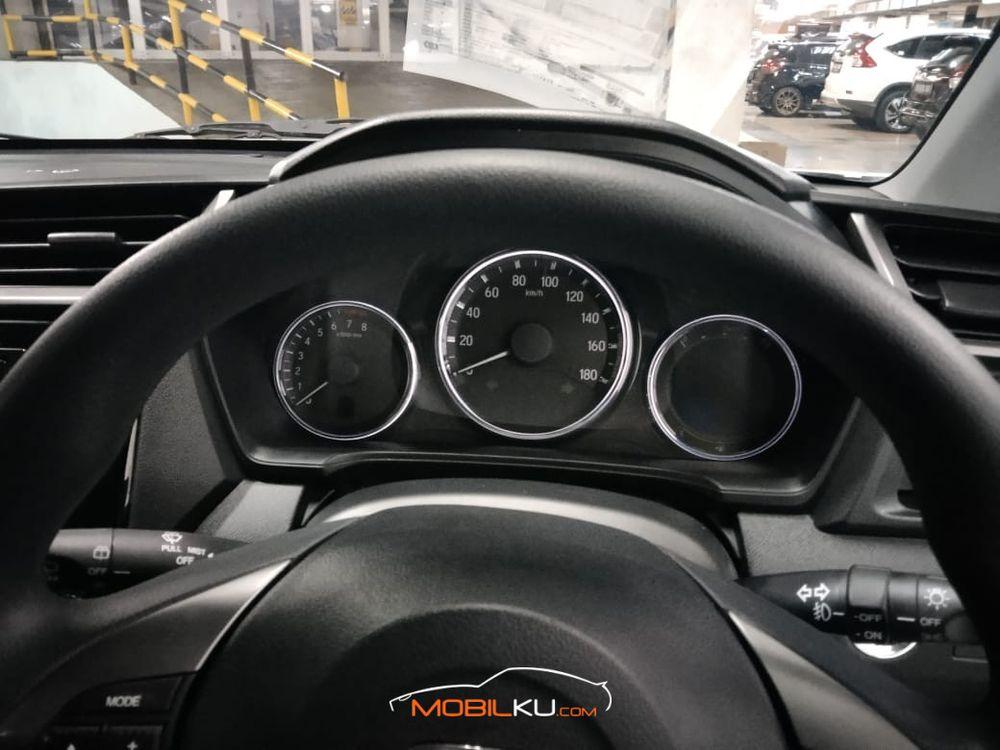 https://mobilku.s3.ap-southeast-3.amazonaws.com/ads/1000/7b0c8b21-4082-432e-8962-308118df3c32.jpeg