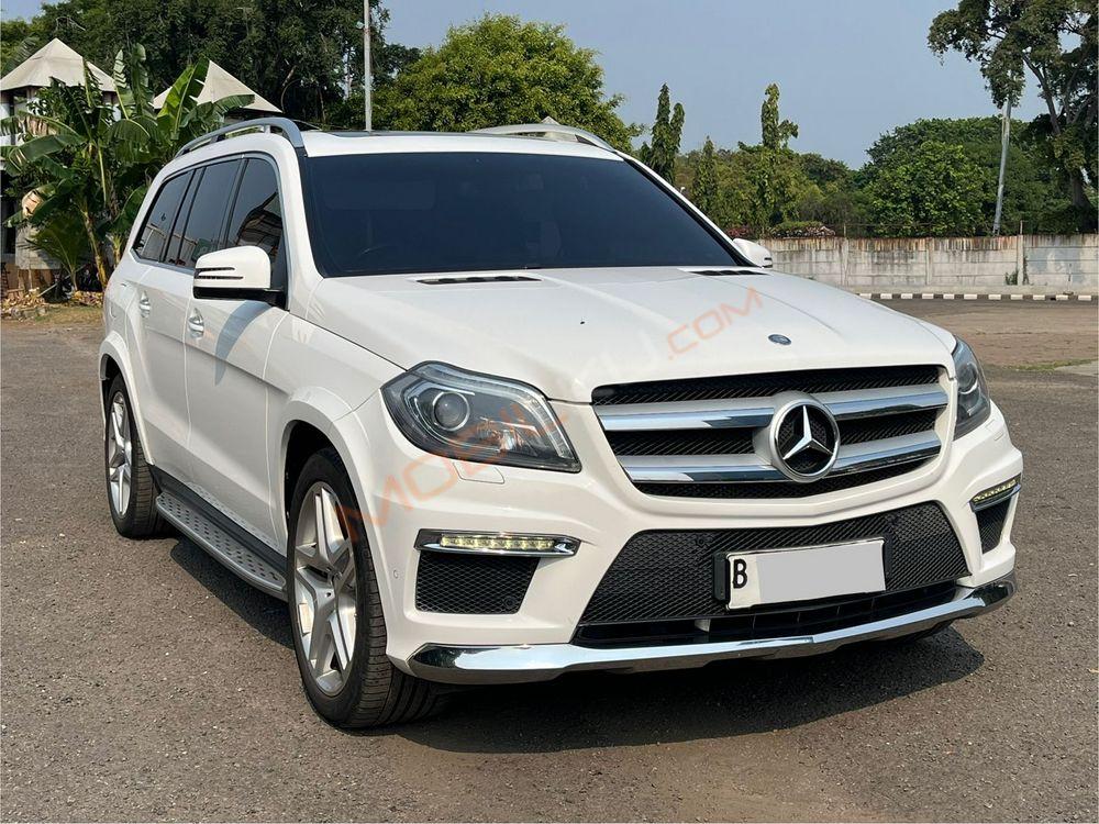 Mobil Mercedes-Benz GL 2014