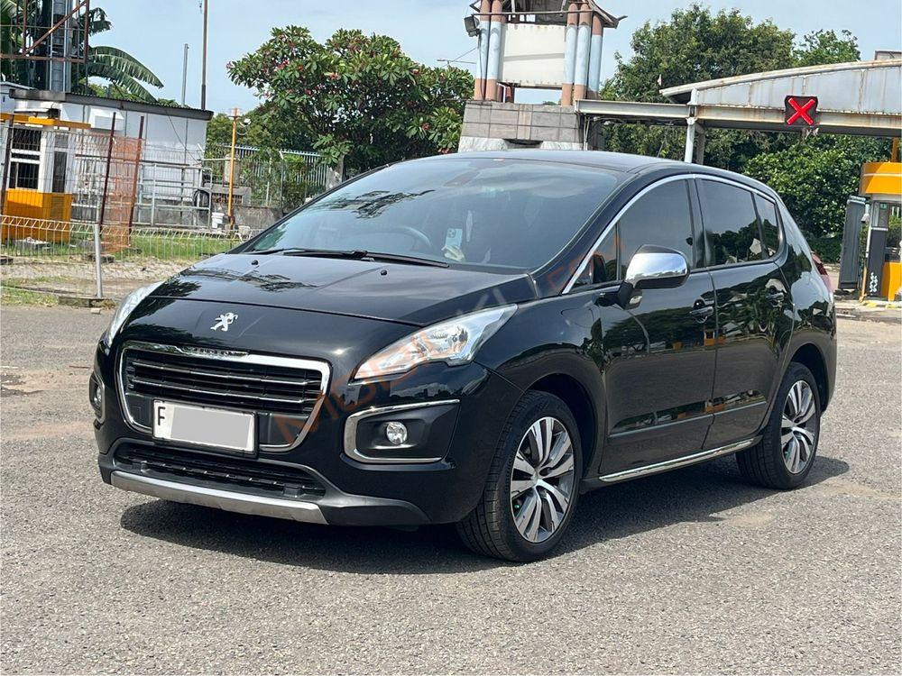 Mobil Peugeot 3008 2016