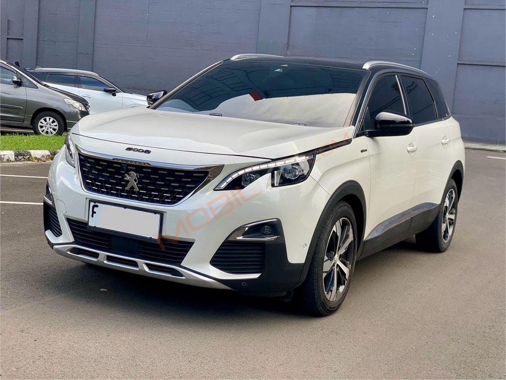 Mobil Peugeot 5008 2019