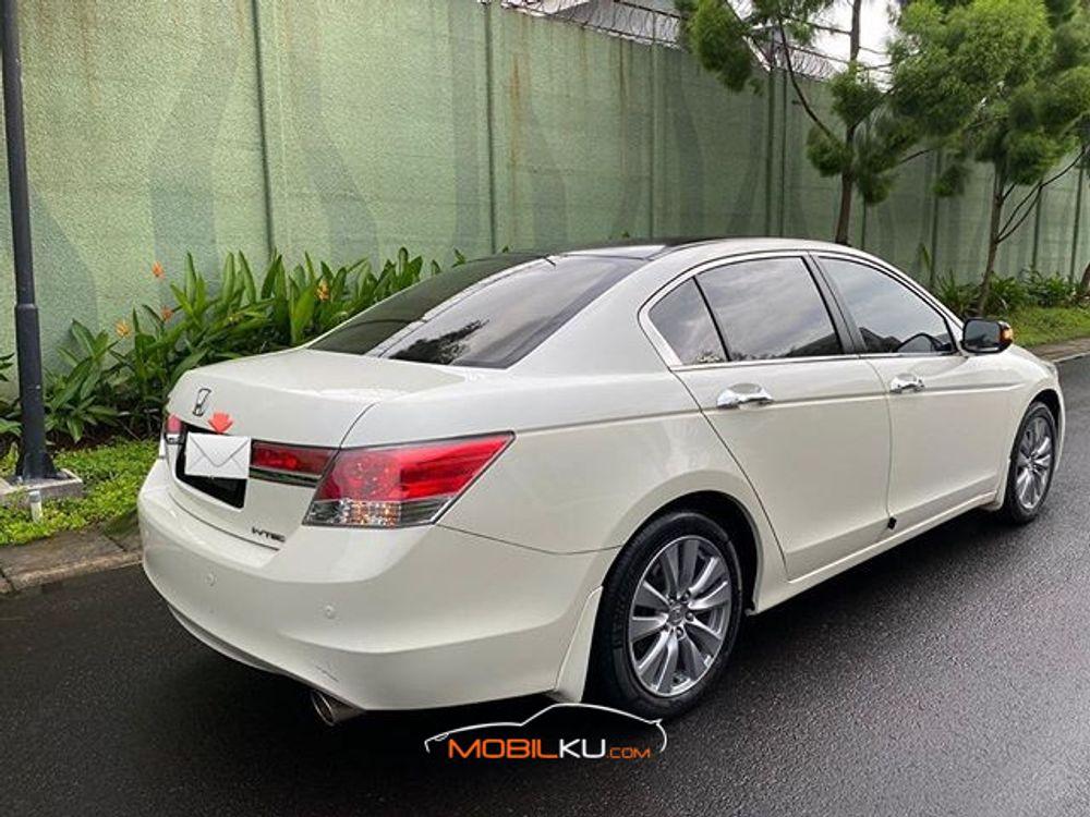 https://mobilku.s3.ap-southeast-3.amazonaws.com/ads/1000/81bbdc2c-a5bf-4e56-ab21-150d66367d58.jpeg