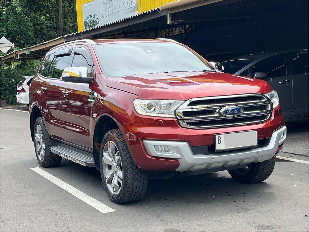 Mobil Ford Everest 2016
