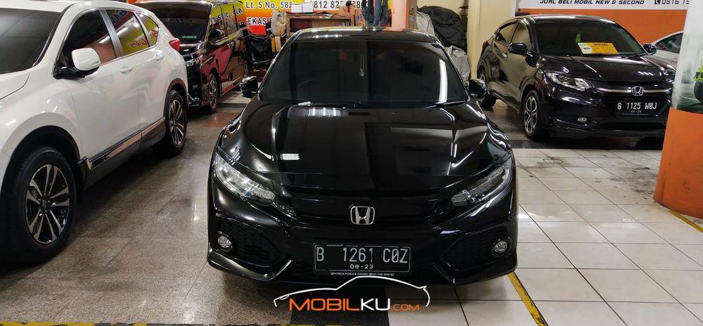 https://mobilku.s3.ap-southeast-3.amazonaws.com/ads/1000/83639ffc-f212-4bdc-9ad3-f5a1aed858bf.jpeg