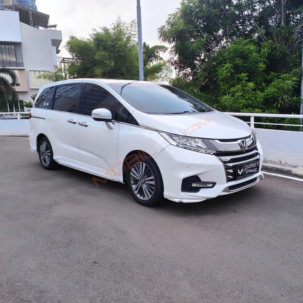 Mobil Honda Odyssey 2019