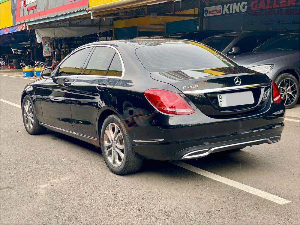 Mobil Mercedes-Benz C-Class 2014