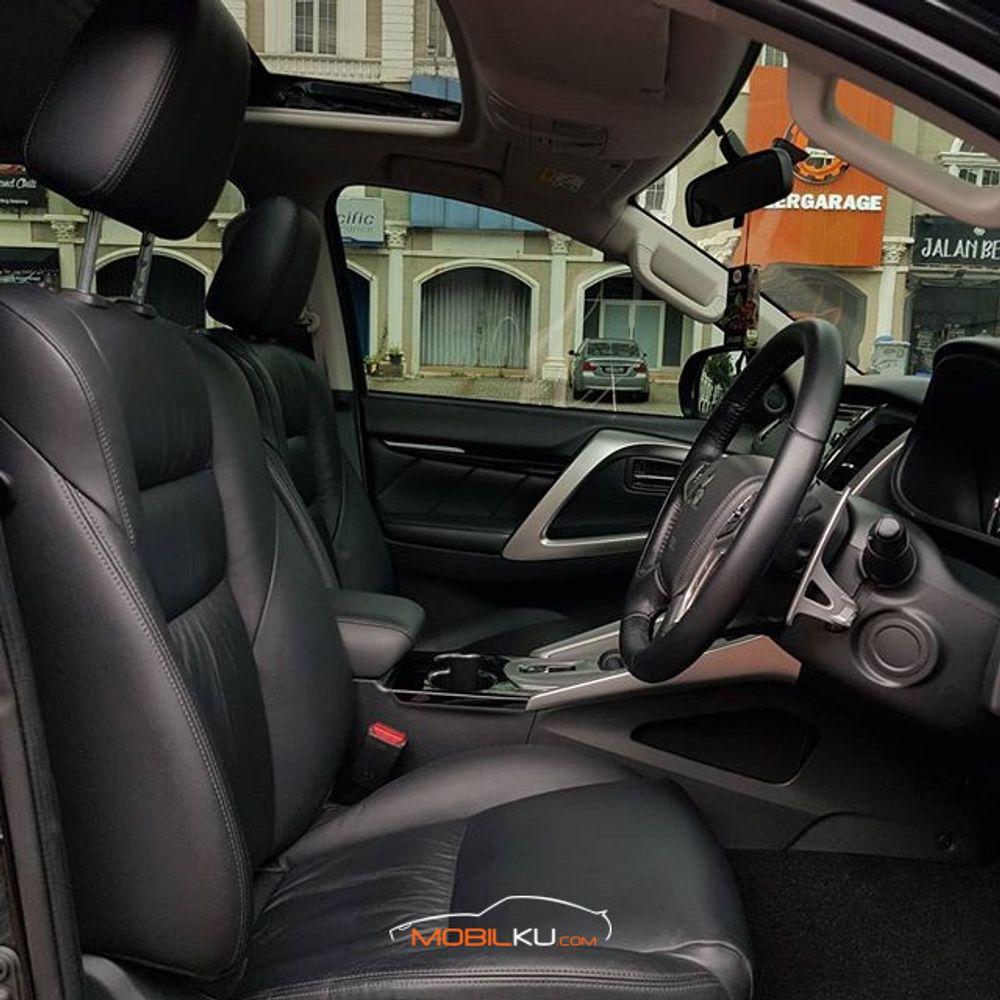 Mobil Mitsubishi Pajero Sport 2018