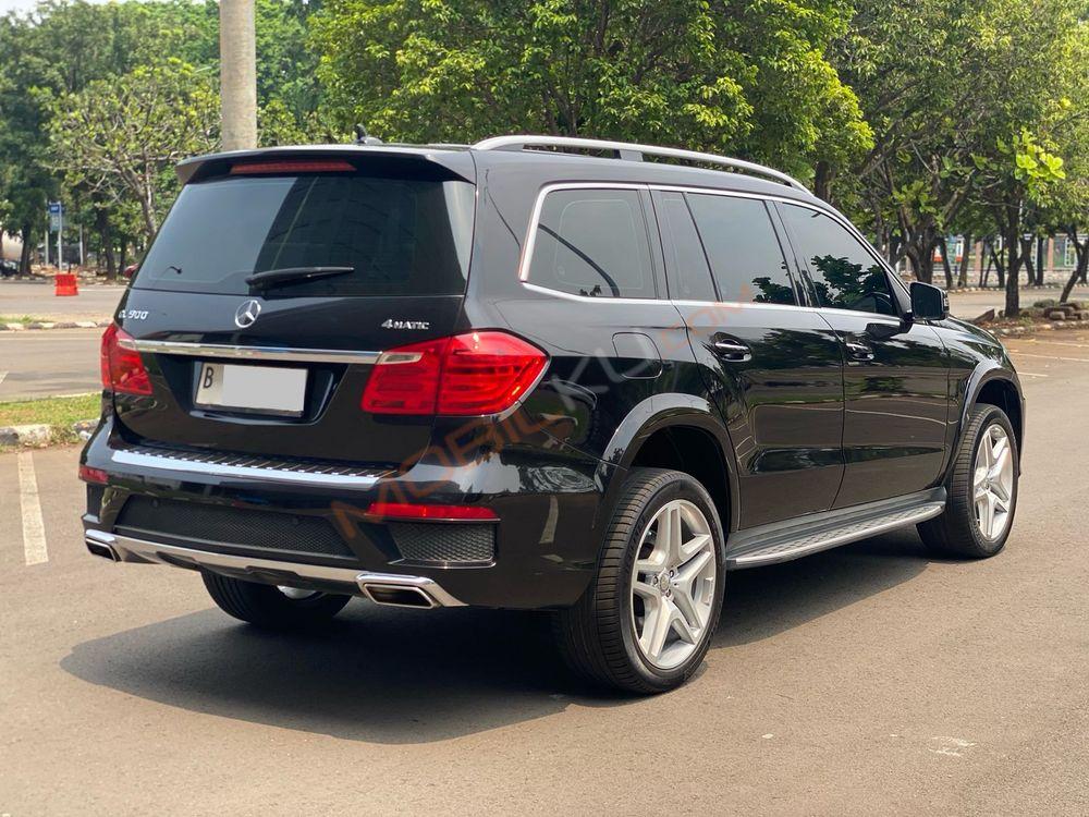 Mobil Mercedes-Benz GL 2014