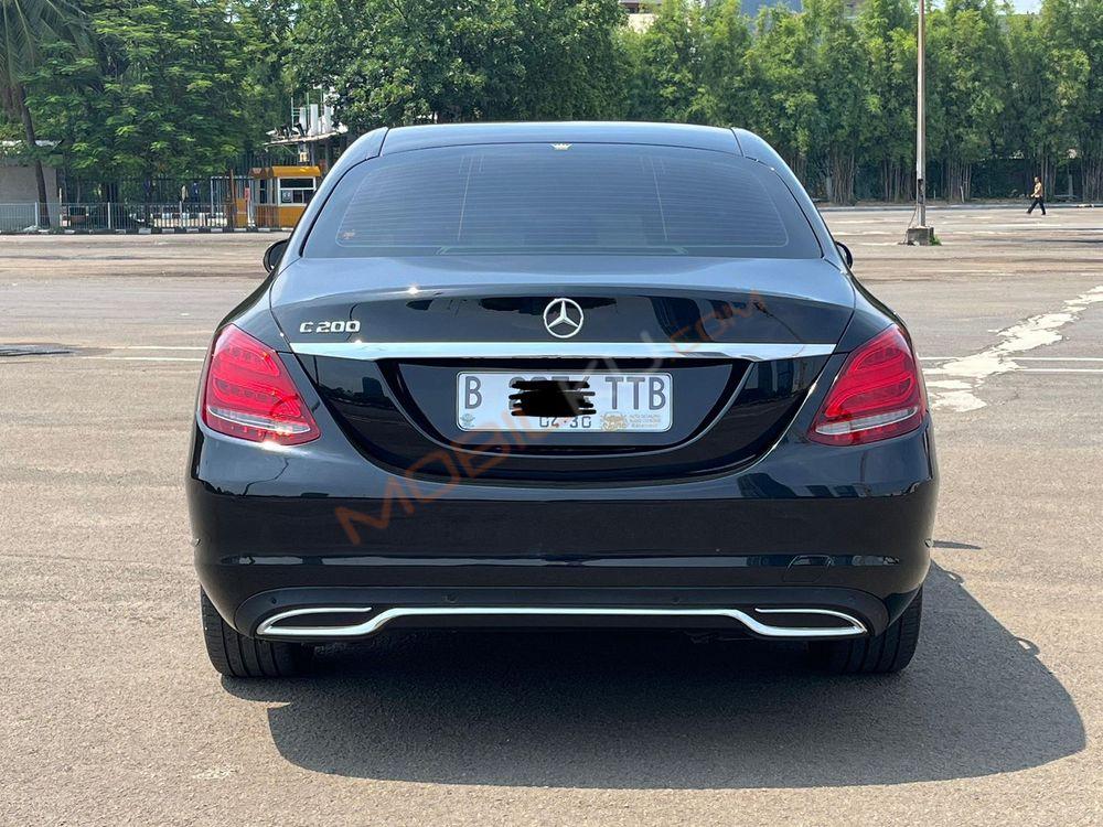 Mobil Mercedes-Benz C-Class 2014