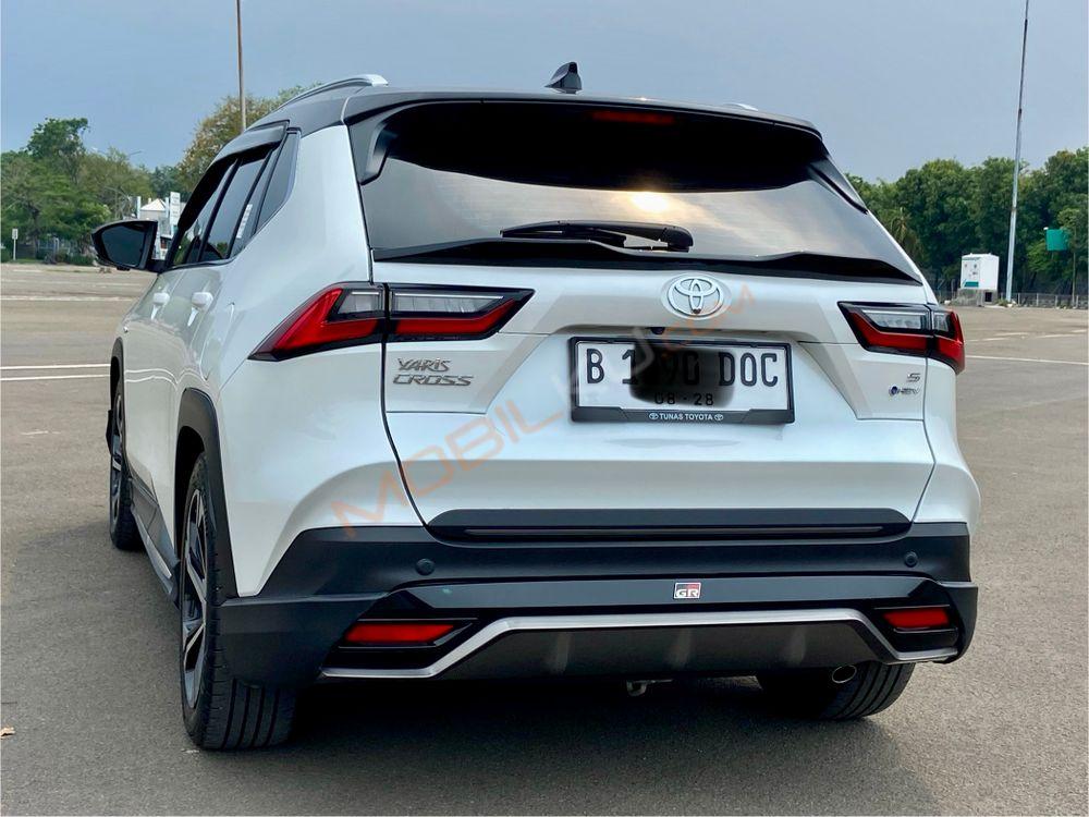 Mobil Toyota Yaris Cross 2023
