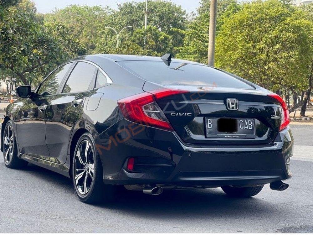 https://mobilku.s3.ap-southeast-3.amazonaws.com/ads/1000/871e94ef-aa81-40a6-b18e-886675c33af8.jpeg